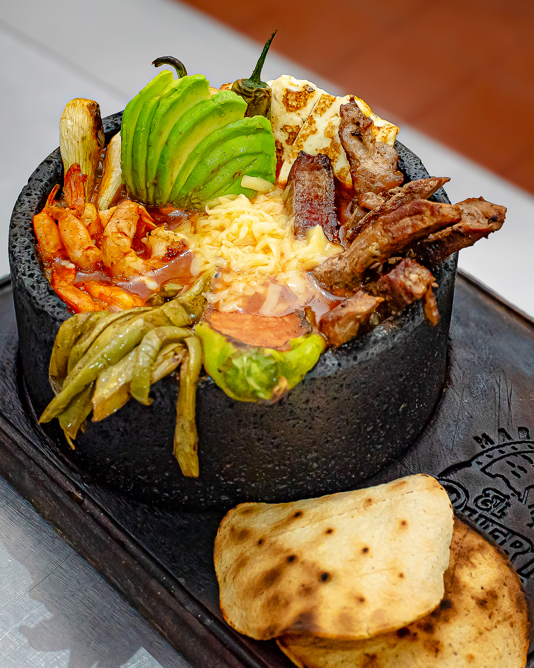 molcajete mixto